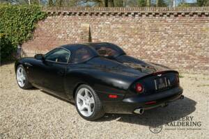 Immagine 2/50 di Aston Martin DB AR1 (2004)