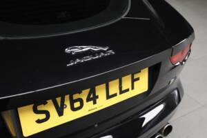 Afbeelding 28/50 van Jaguar F-Type R (2014)