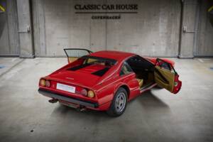 Image 10/100 of Ferrari 308 GTB Quattrovalvole (1983)