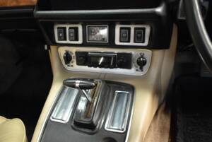 Image 26/47 of Daimler Sovereign 4.2 (1982)