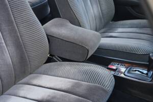 Afbeelding 18/46 van Mercedes-Benz 450 SEL 6,9 (1977)