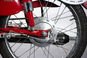 Bild 19/50 von Mondial 175 Turismo Veloce (1956)