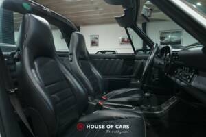 Bild 18/25 von Porsche 911 Carrera 2 (1991)