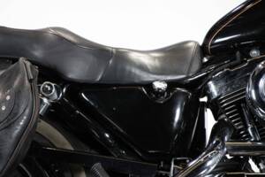 Bild 27/50 von Harley-Davidson XL 1200 C Sportster Custom (1997)