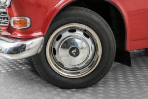 Image 4/50 of Volvo P 123 GT (1968)