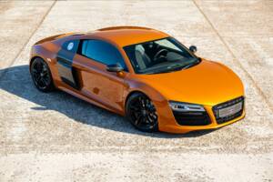 Image 1/36 of Audi R8 V10 (2013)