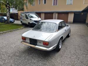 Image 25/25 of Alfa Romeo 1750 GT Veloce (1969)
