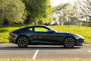 Image 31/45 of Jaguar F-Type (2016)