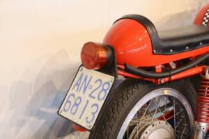 Image 5/27 of Aermacchi Ala Verde (1962)