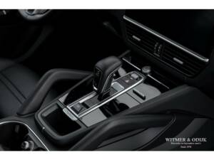 Bild 31/43 von Porsche Cayenne Coupé E-Hybrid (2020)