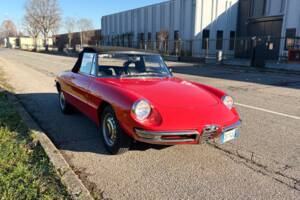 Bild 7/18 von Alfa Romeo 1750 Spider Veloce (1970)