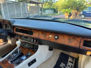 Bild 4/4 von Jaguar XJS 5.3 V12 (1991)