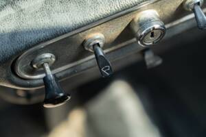 Image 34/47 of Innocenti Mini Cooper 1300 (1974)