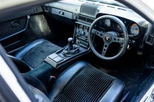 Image 23/50 de Porsche 924 S (1986)