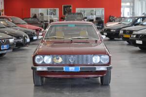 Image 2/37 of Lancia Beta HPE 1600 (1975)