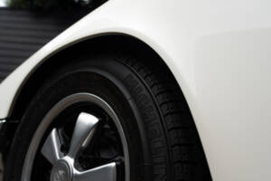 Image 71/78 of Porsche 911 2.0 E (1968)