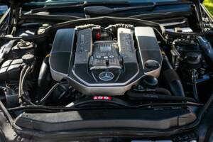 Bild 22/50 von Mercedes-Benz SL 55 AMG (2004)