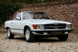Bild 42/50 von Mercedes-Benz 280 SL (1977)