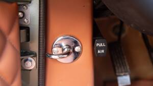 Bild 49/84 von Jaguar E-Type V12 (1973)