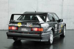 Imagen 10/50 de Mercedes-Benz 190 E 2.5-16 Evolution II (1990)