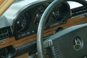 Image 29/50 de Mercedes-Benz 350 SE (1973)