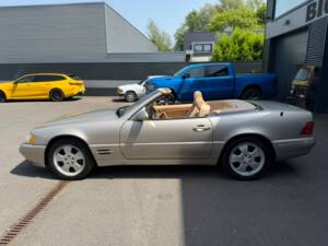 Image 8/23 of Mercedes-Benz SL 500 (1998)
