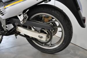 Bild 12/16 von Yamaha FZ 750 (1989)