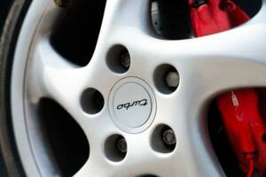 Bild 30/50 von Porsche 911 Turbo (1995)
