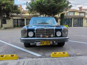 Afbeelding 1/9 van Mercedes-Benz 250 (1970)