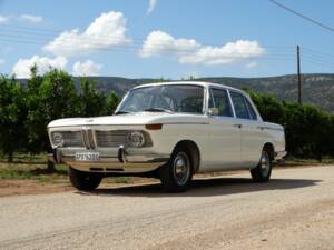 Image 7/8 de BMW 1500 (1963)