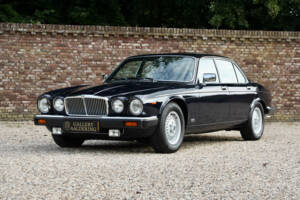 Imagen 28/50 de Jaguar XJ 12 (1985)