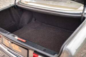 Bild 18/76 von Mercedes-Benz 500 SEL (1985)