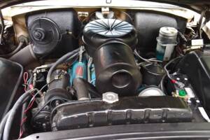 Image 26/29 of Buick 60 Century (1954)