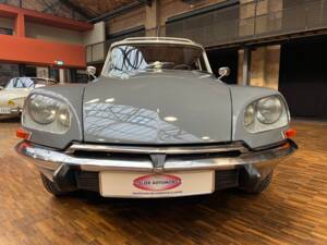 Image 3/30 of Citroën DS 20 Familiale (1970)