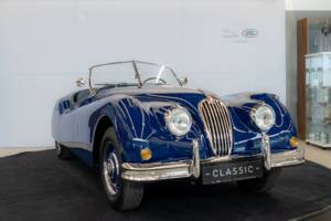 Image 1/62 of Jaguar XK 140 OTS (1954)
