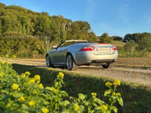 Image 4/84 de Jaguar XK 4.2 (2006)