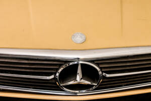 Bild 8/34 von Mercedes-Benz 380 SL (1982)