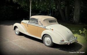 Afbeelding 6/38 van Mercedes-Benz 220 Cabriolet A (1954)
