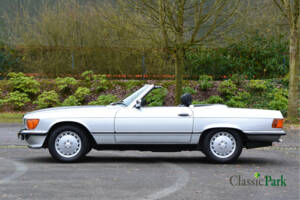 Imagen 2/50 de Mercedes-Benz 300 SL (1986)