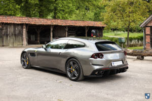 Image 5/61 de Ferrari GTC4Lusso (2017)