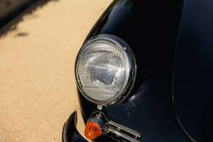 Immagine 16/54 di Porsche 356 C 1600 SC (1964)