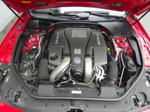 Image 68/99 of Mercedes-Benz SL 63 AMG (2012)