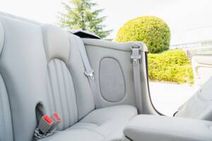 Image 83/91 de Jaguar XK8 4.0 (2000)