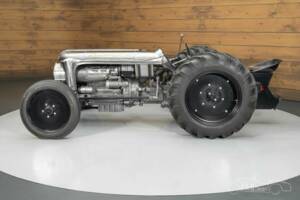 Bild 17/19 von Lamborghini Centenario (1962)