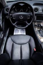 Image 22/36 of Mercedes-Benz SL 500 (2006)