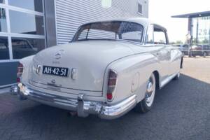 Image 5/8 of Mercedes-Benz 300 d (1961)