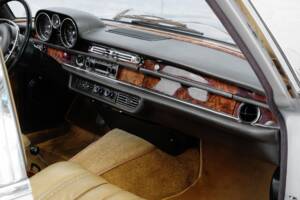 Immagine 34/50 di Mercedes-Benz 300 SEL 6.3 (1968)