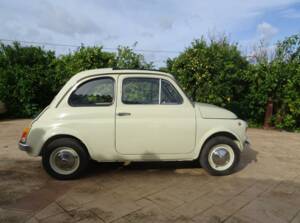 Image 2/26 of FIAT 500 L (1972)