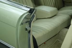 Image 31/50 de Mercedes-Benz 450 SLC 5,0 (1978)
