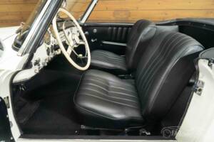 Image 12/19 of Mercedes-Benz 190 SL (1962)